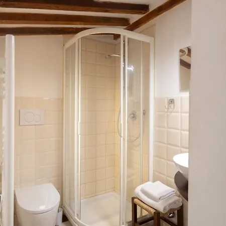 Matteotti 45 アパート