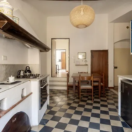 アパート Matteotti 45 *