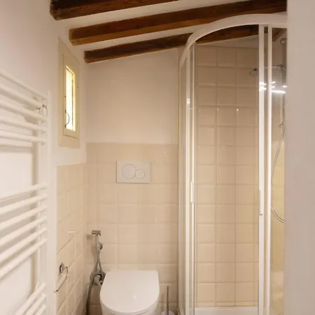 Matteotti 45 * Sarzana